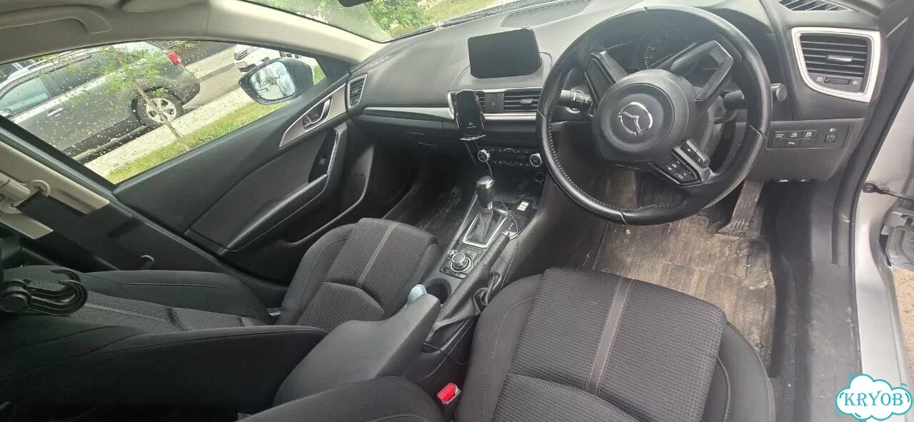 Mazda Axela 1.5 AT, 2018, 87 550 км фото 3
