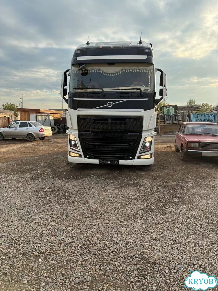 Седельный тягач Volvo FH с полуприцепом, 2014 фото 3