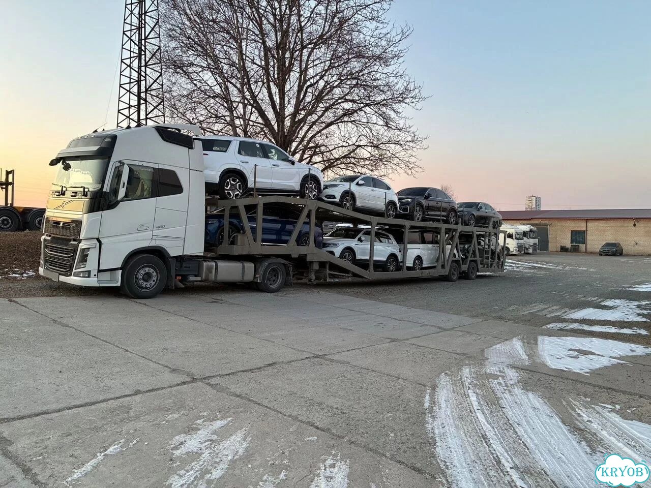 Седельный тягач Volvo FH с полуприцепом, 2014 фото 4