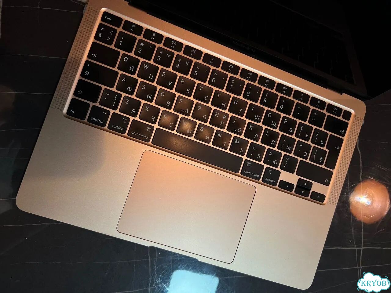 Apple macbook air 13 2020 8gb 256 фото 5