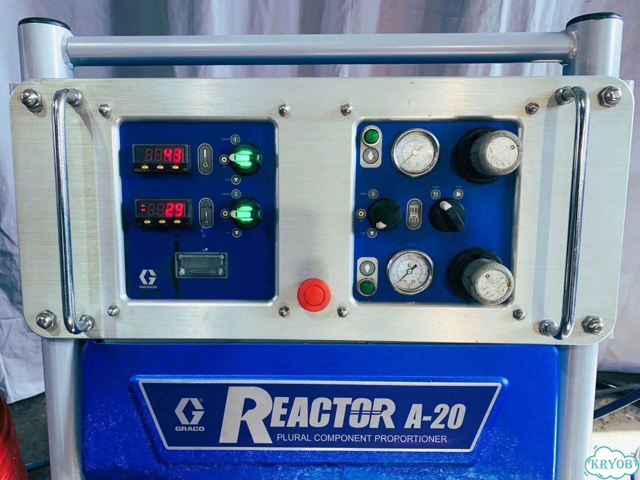 Graco reactor A20 установка для напыления ППУ фото 2