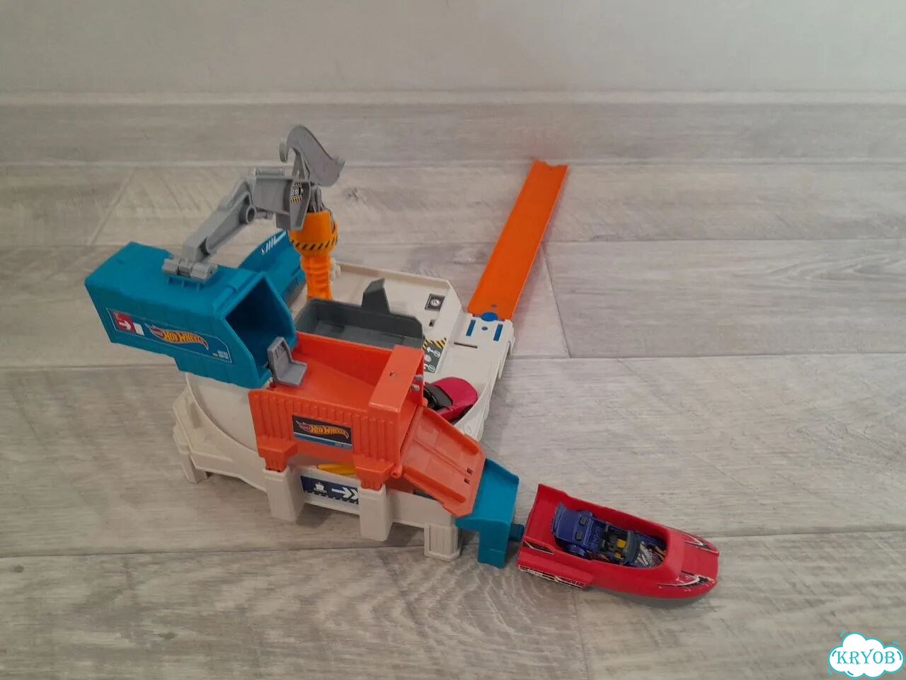 Набор Hot Wheels Сити Побег с верфи фото 2