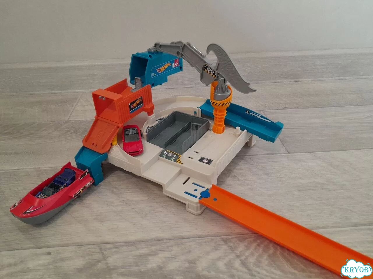 Набор Hot Wheels Сити Побег с верфи фото 6