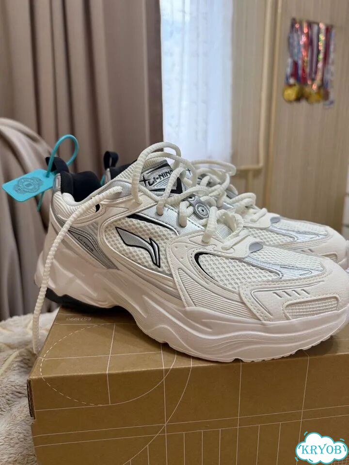 Кроссовки lining мужские 43 фото 8
