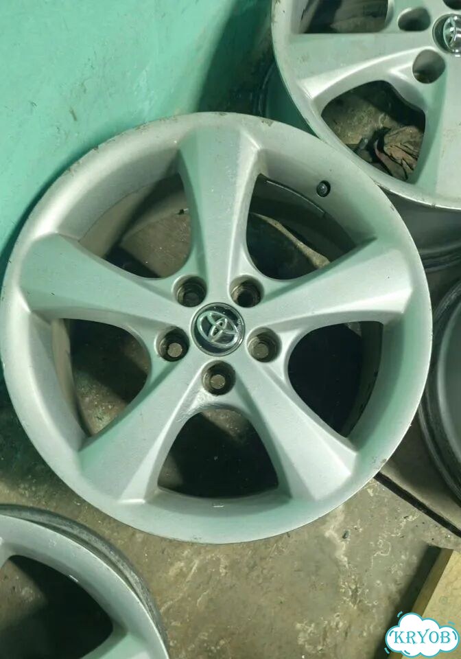 Литые диски Toyota 8×R18 5×114.3 фото 2