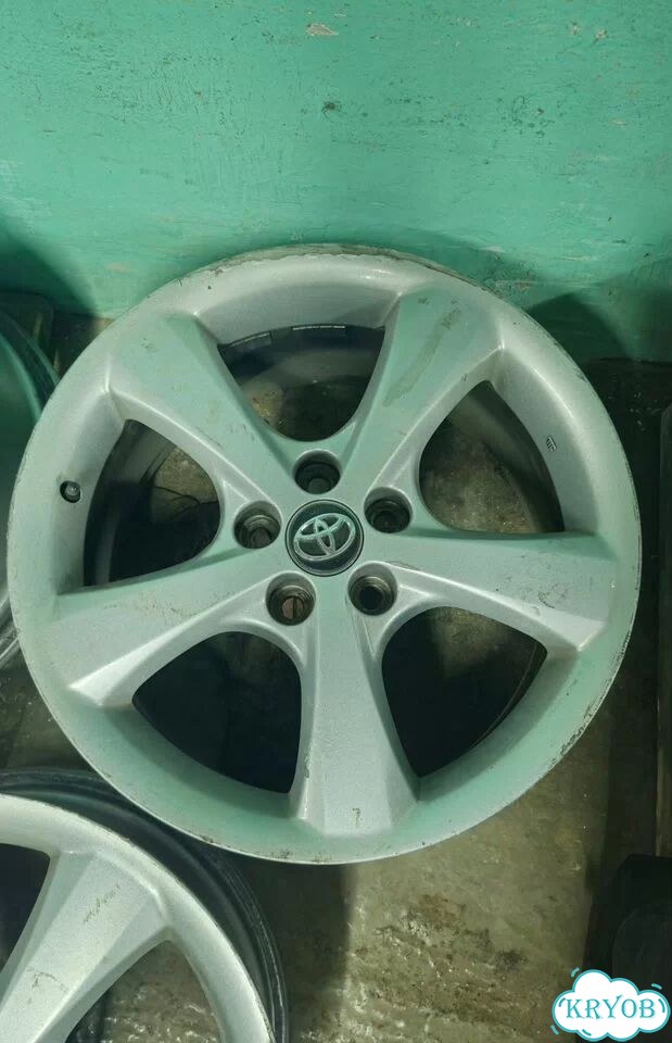 Литые диски Toyota 8×R18 5×114.3 фото 3