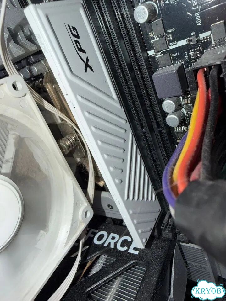 Оперативная память ddr4 16gb 3200 xpg фото 1