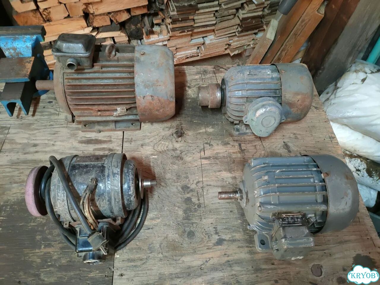 Двигатель асинхронный наждак 220/380 СССР фото 1