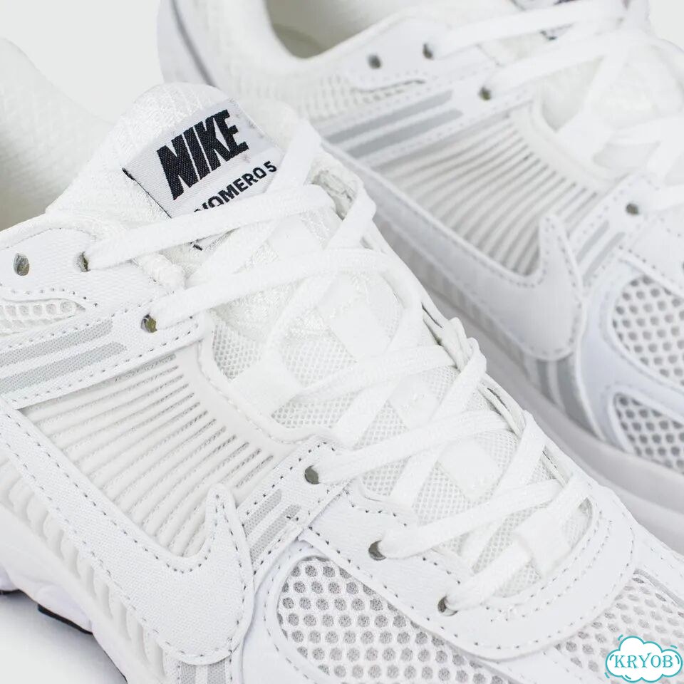 Кроссовки Nike Zoom Vomero 5 All White фото 5