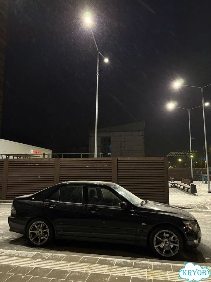 Toyota Altezza 2.0 AT, 2001, 370 000 км фото 2