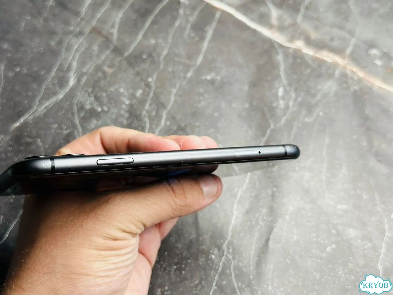 iPhone 11, 128 ГБ, SIM + eSIM фото 2
