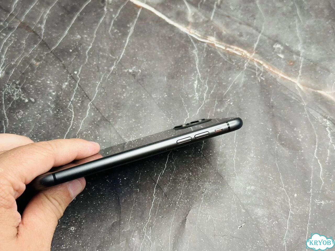 iPhone 11, 128 ГБ, SIM + eSIM фото 4