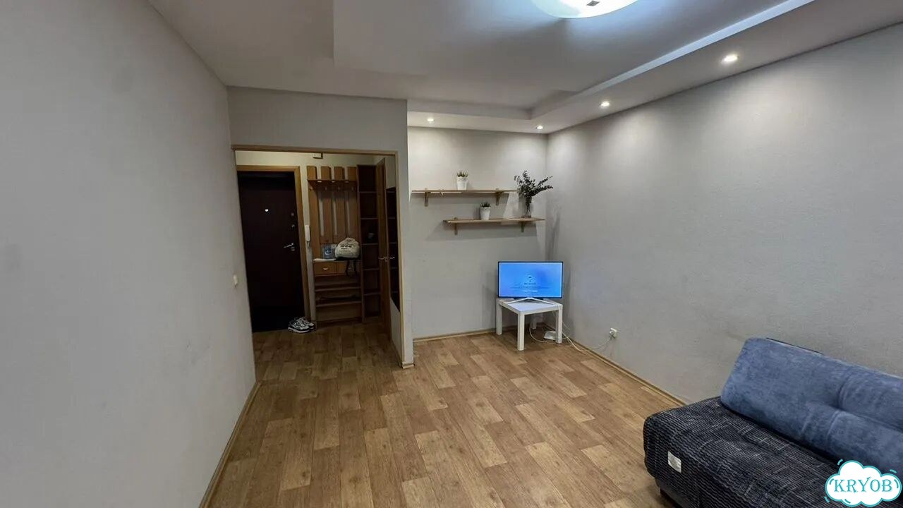 1-к. квартира, 38 м², 7/10 эт. фото 2