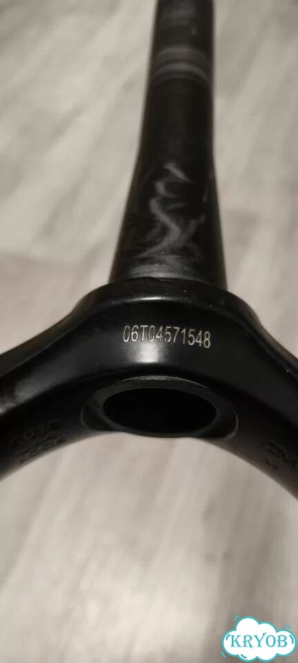 Вилка rock shox yari 29 фото 3