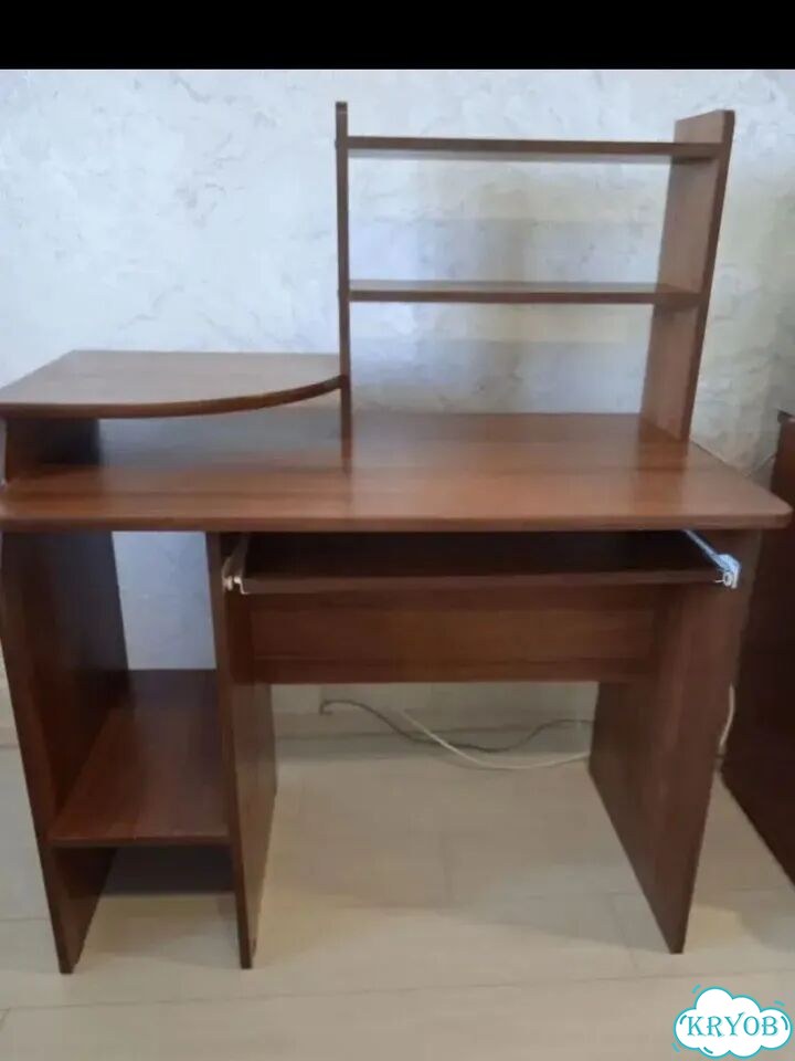 Компьютерный стол фото 1