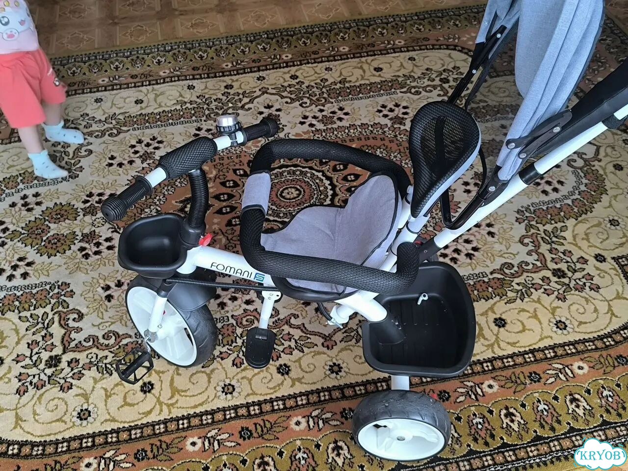 Продам детский велосипед с родительской ручкой фото 3