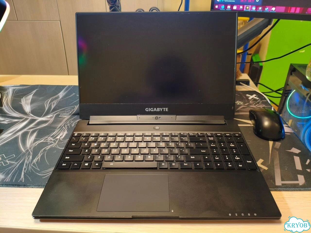 Ноутбук gigabyte aero 15 (i7-7700hq, GTX 1060) фото 1
