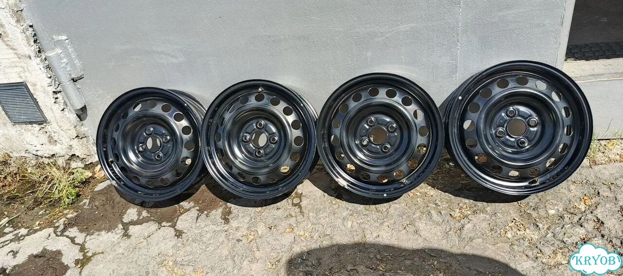 Штампованные диски Toyota 5.5×R15 4×100 фото 2