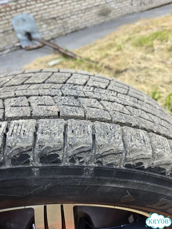 Литье с зимней резиной 225/65R17 Dunlop фото 4