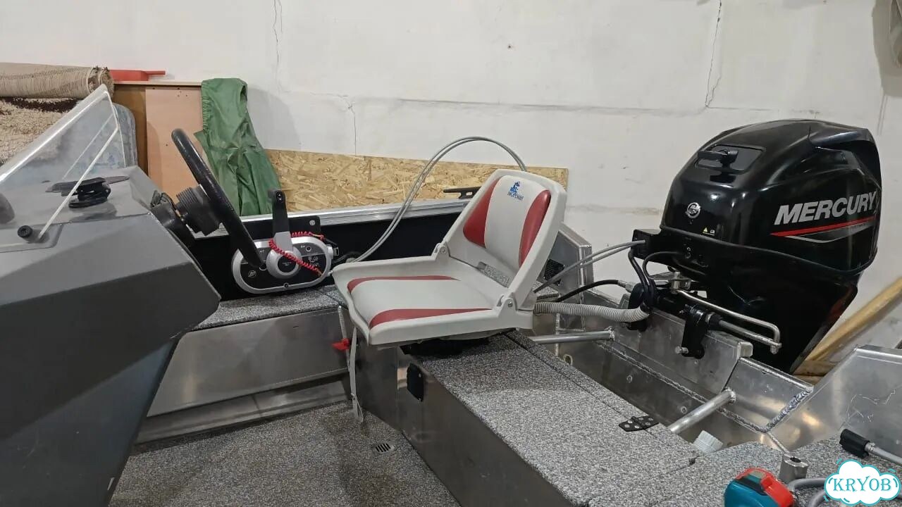 Продам лодку Windboat 4.2 evo c + mercury 30 л.с фото 3