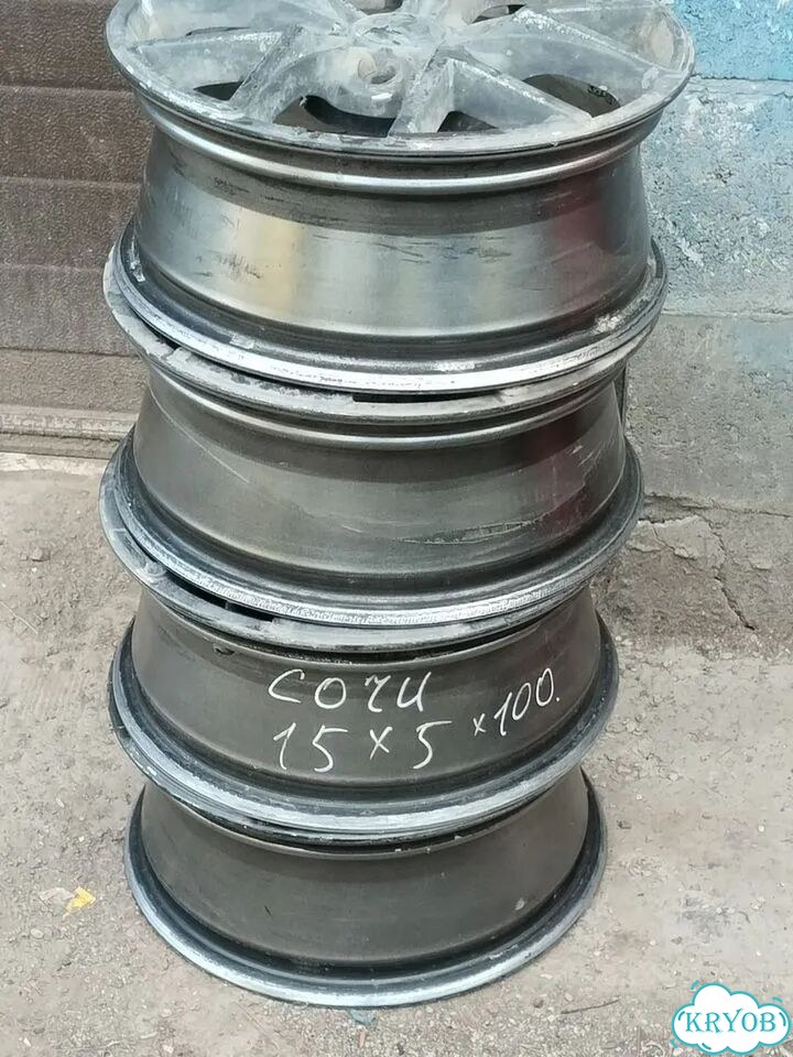 Литые диски AMC 3.7×R15 5×100 фото 1