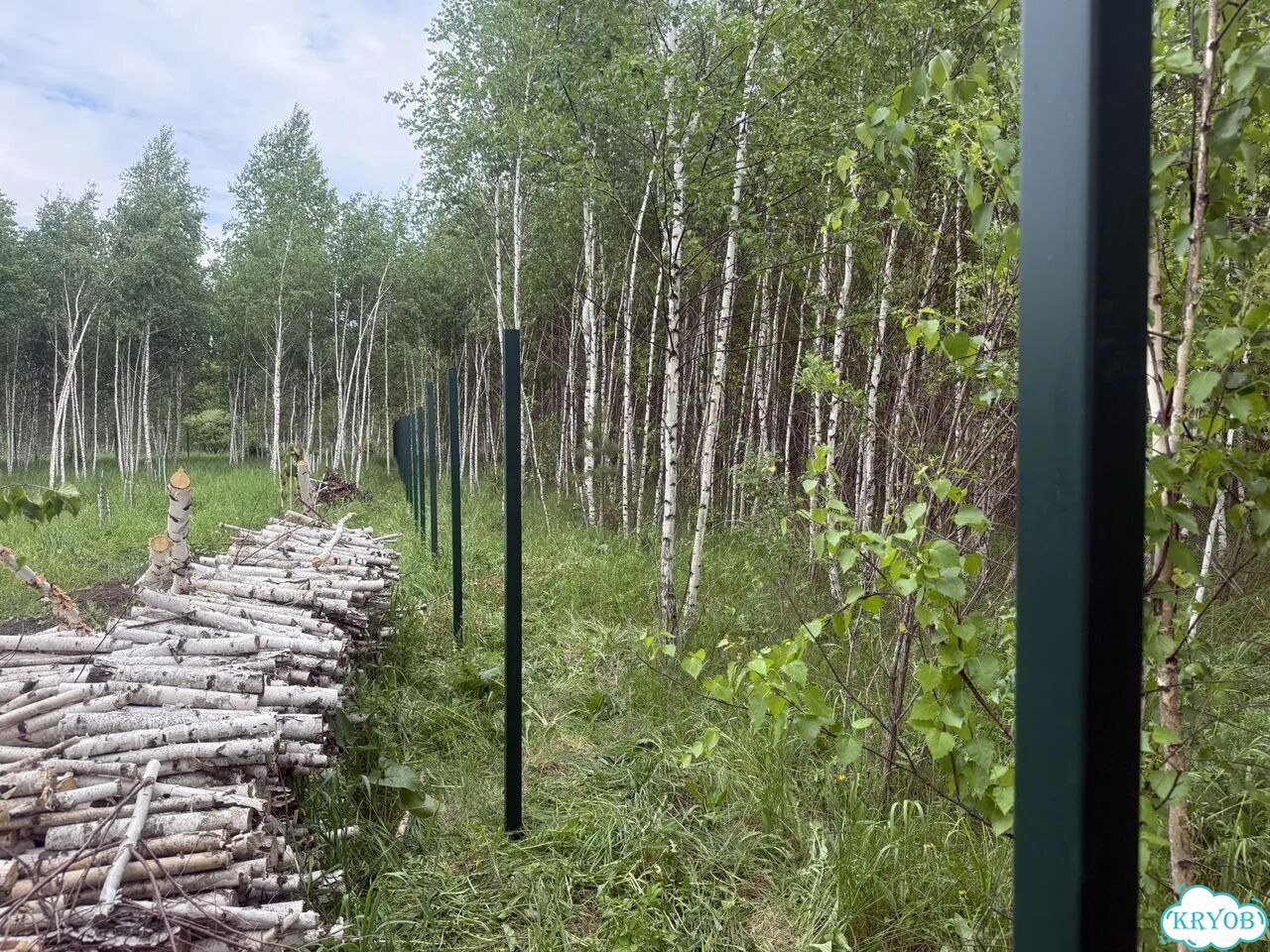 Установка столбов для забора копером фото 9