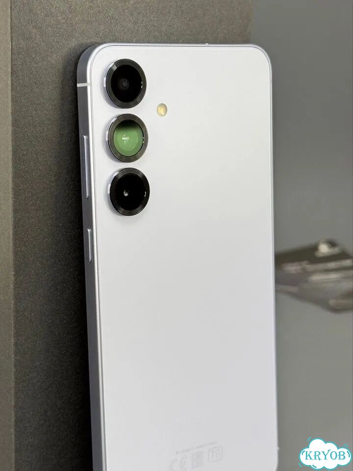 Samsung Galaxy S25, 12/128 ГБ фото 1