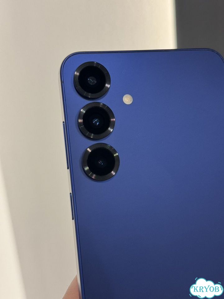 Samsung Galaxy S25, 12/128 ГБ фото 4