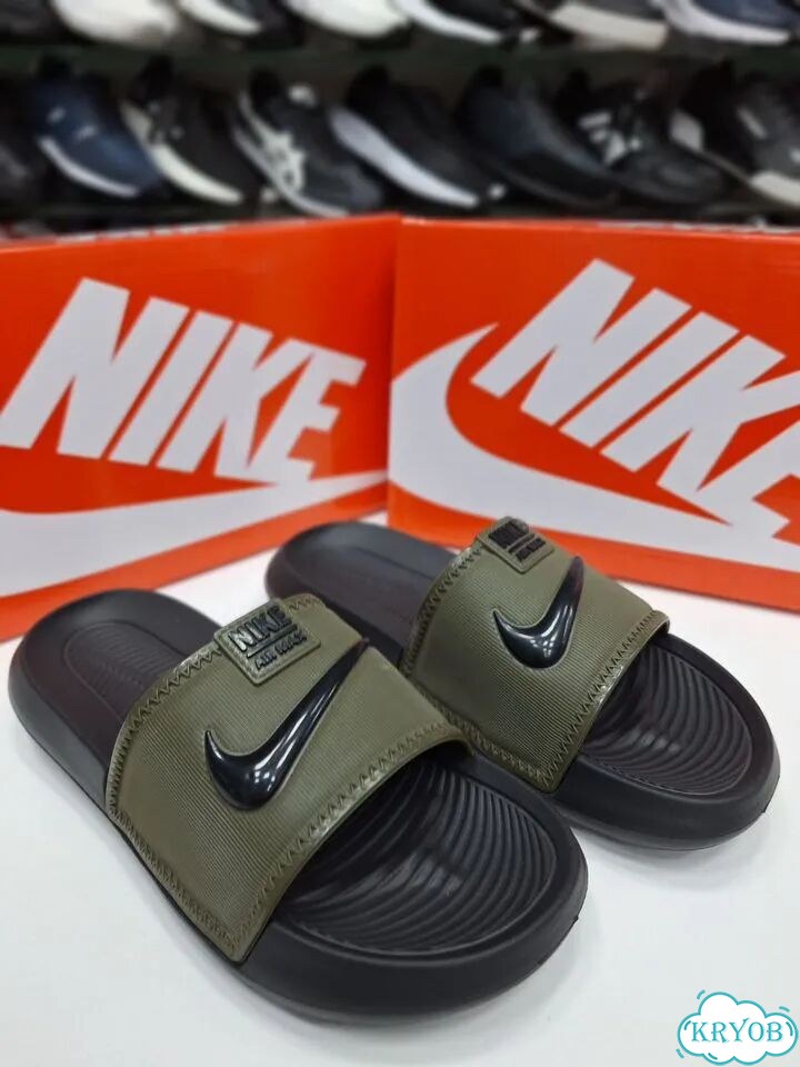 Шлепанцы сланцы Nike фото 1