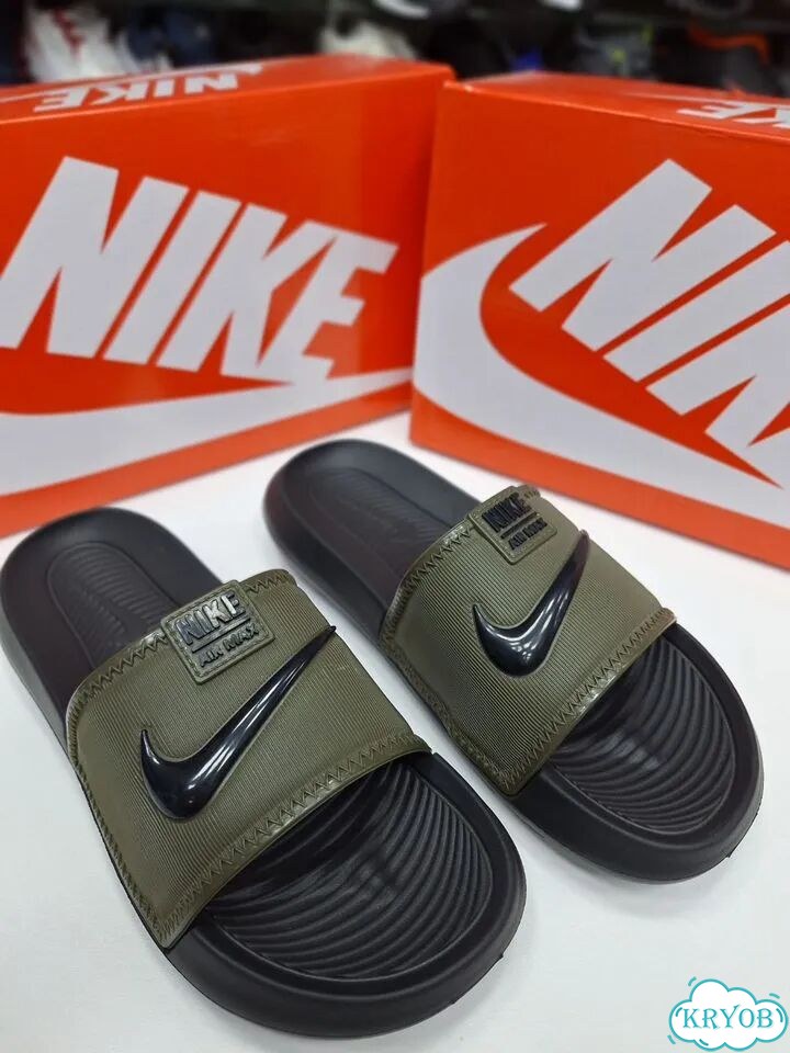Шлепанцы сланцы Nike фото 2
