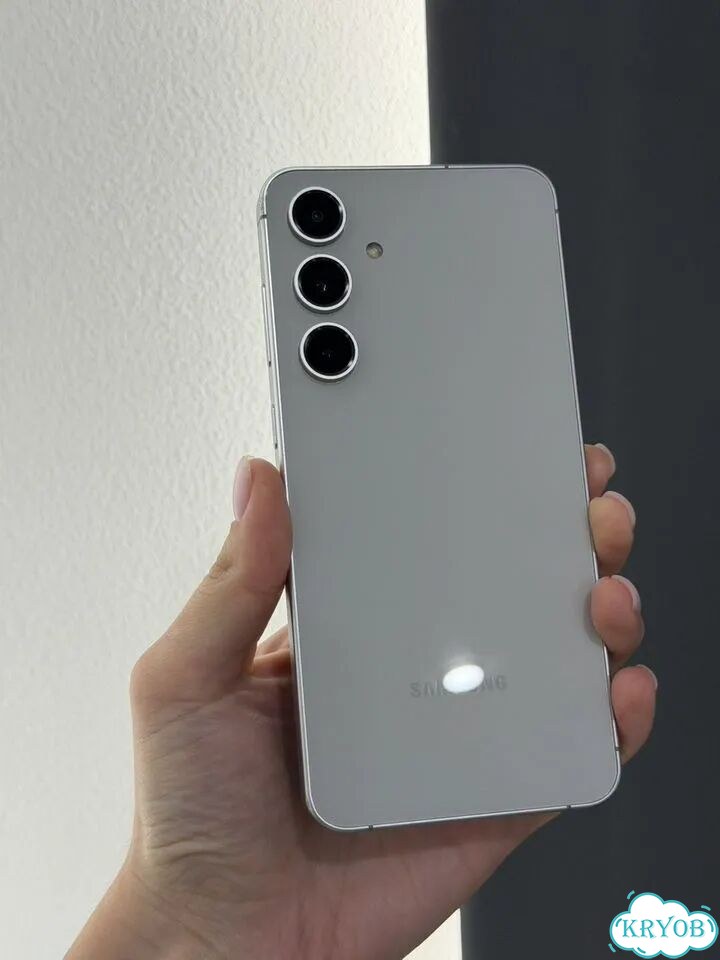 Samsung Galaxy S24 FE, 8/256 ГБ фото 8
