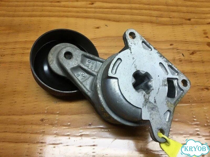 Натяжитель toyota mark II JZX110 1jzfse 2001 фото 4