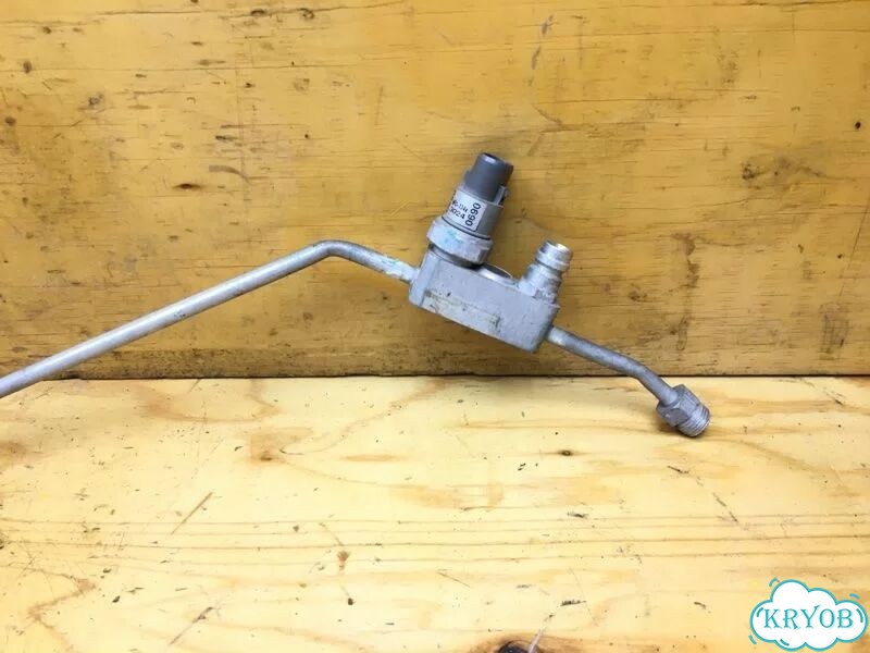Трубка кондиционера toyota ipsum ACM21W 2azfe 2002 фото 3