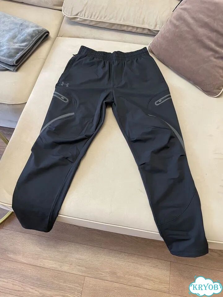 Штаны спортивные Under Armour фото 1