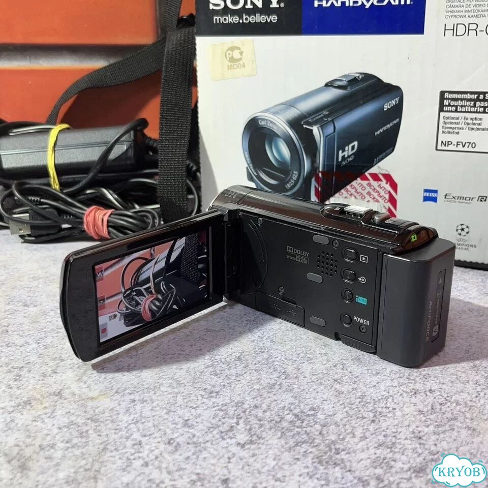 Камера Sony HDR-CX110E фото 2
