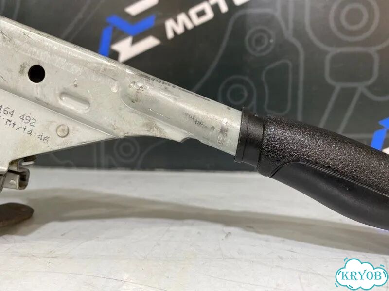 Рычаг ручного тормоза BMW 325i E46 M54B25 2001 фото 3