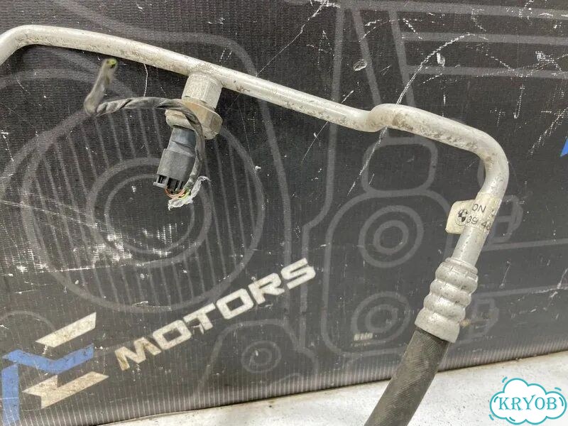 Шланг кондиционера BMW X5 E53 M54B30 2006 фото 8