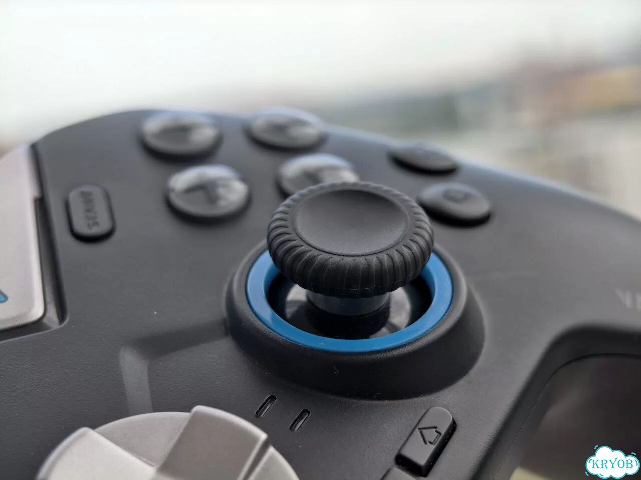 Геймпад Flydigi Vader 3 Pro фото 4