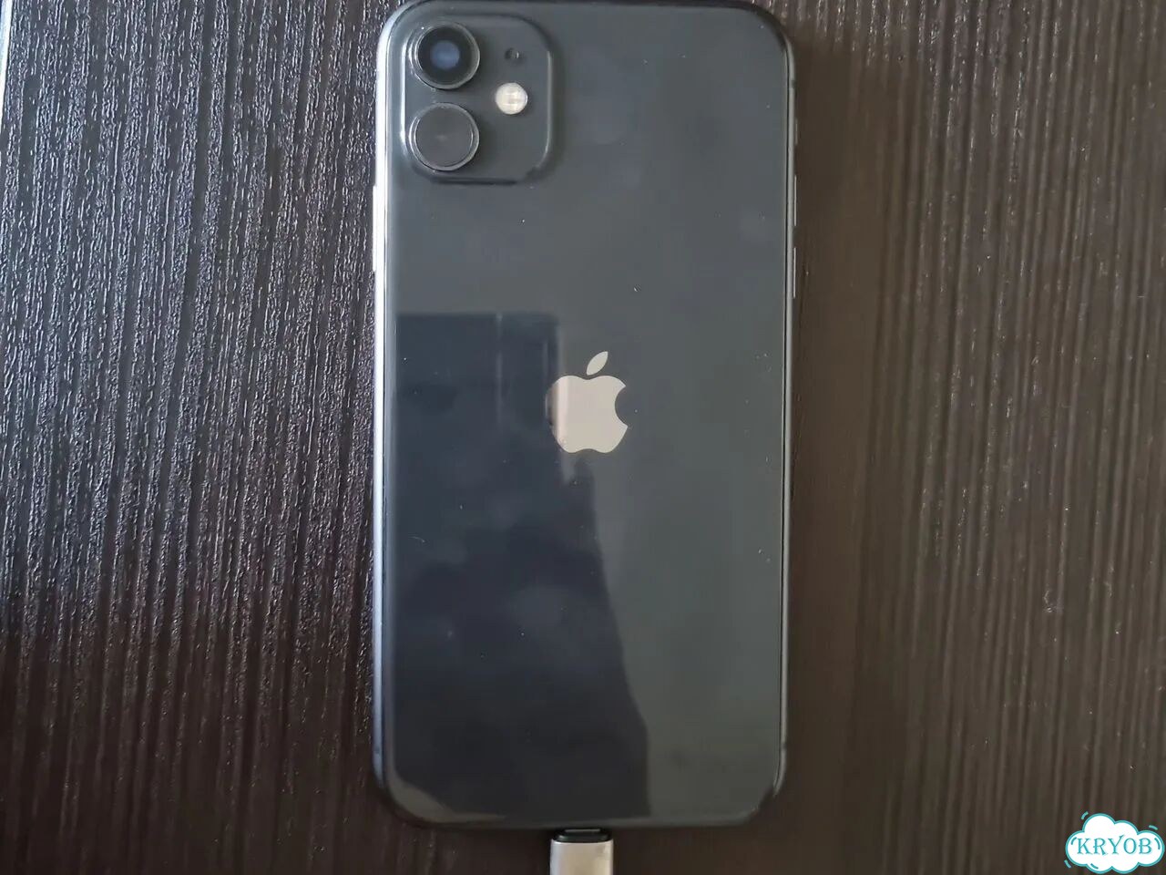iPhone 11, 64 ГБ, SIM + eSIM фото 2