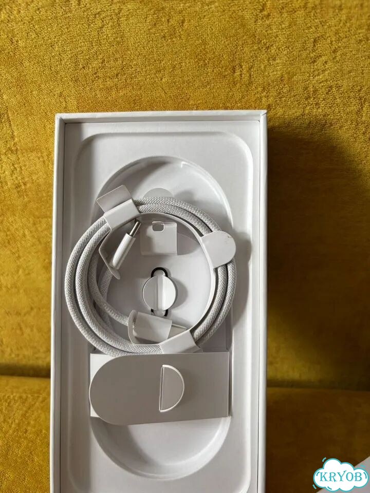 iPhone 16, 128 ГБ фото 2
