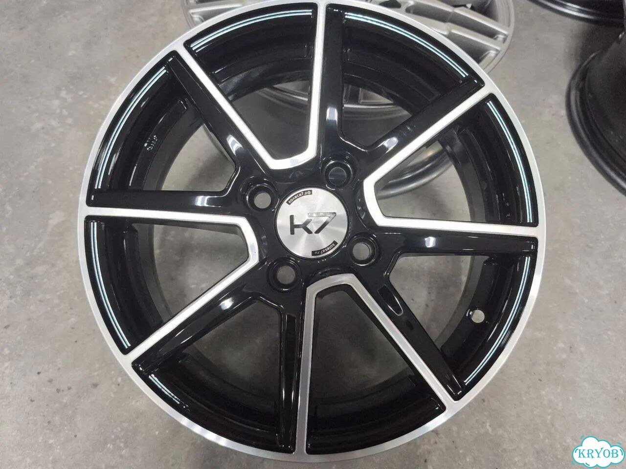 Дефлектор капота mazda demio dy5w фото 3