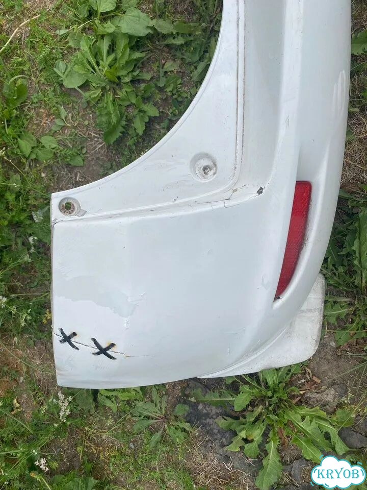 Бампер задний Mazda demio dy5w фото 2