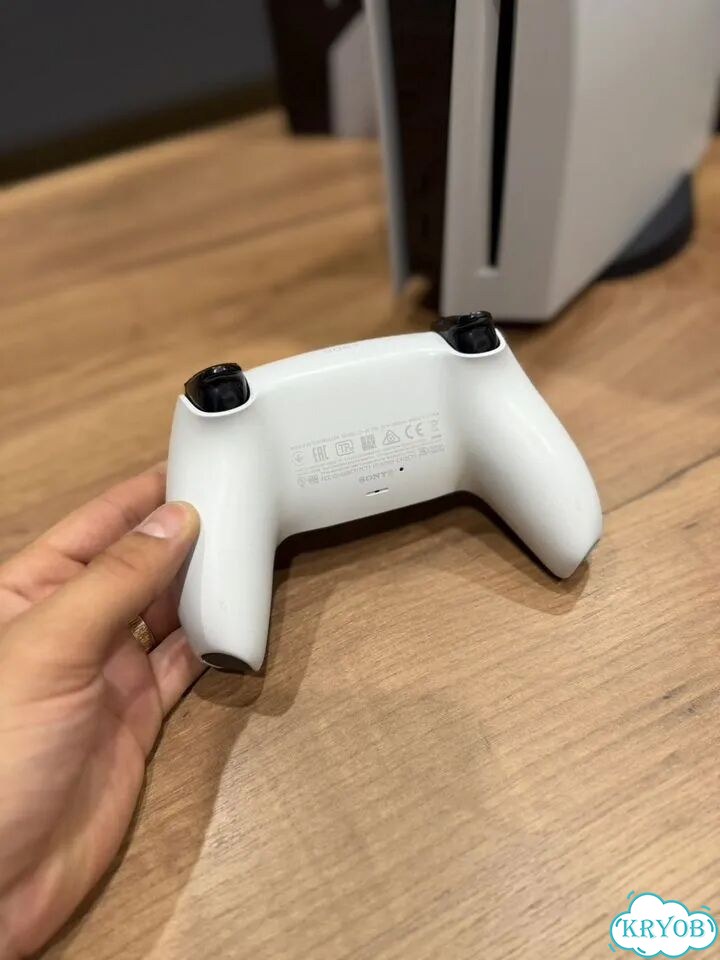 Sony Playstation 5 с диководом. PS5 фото 6