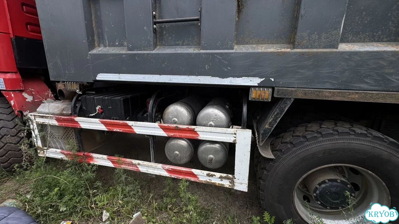 Самосвал 19 м³ Shacman SX32586T384, 2022 фото 9