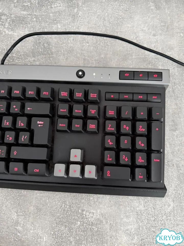 Игровая клавиатура с подсветкой Corsair фото 4