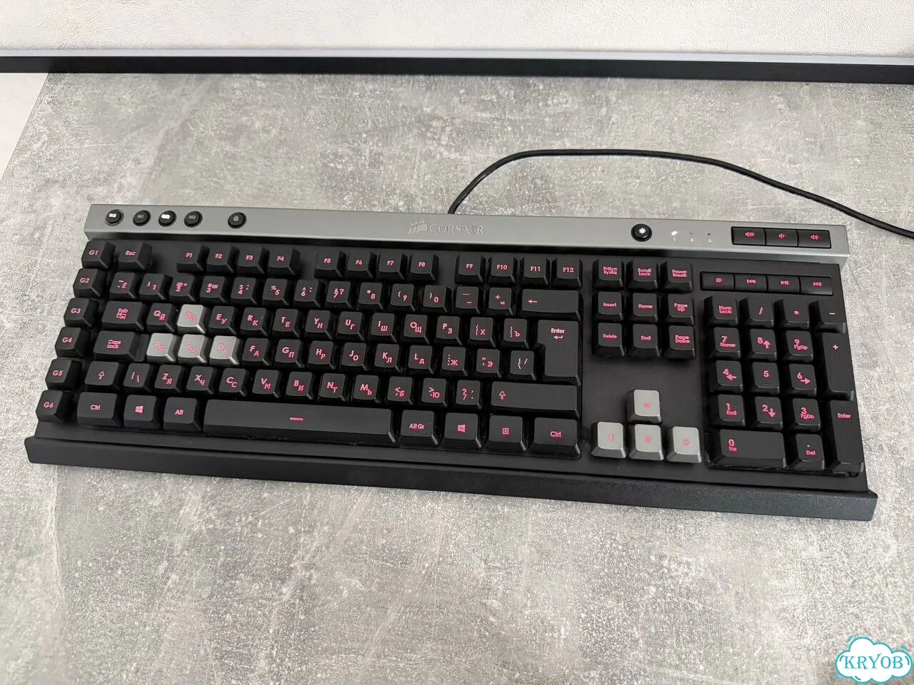 Игровая клавиатура с подсветкой Corsair фото 5