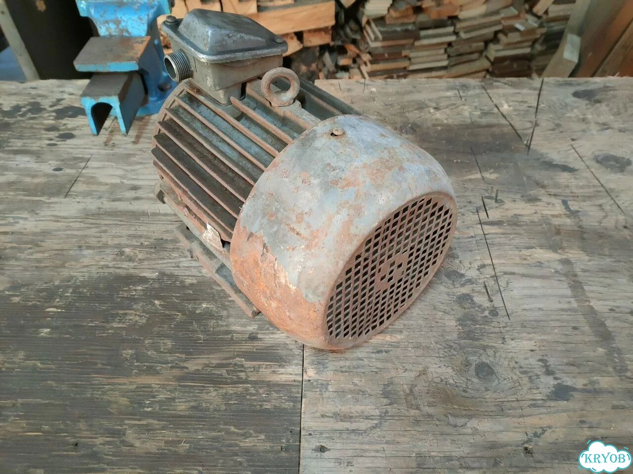 Двигатель асинхронный СССР 4А100L6У3 2,2кВт 1000об фото 5