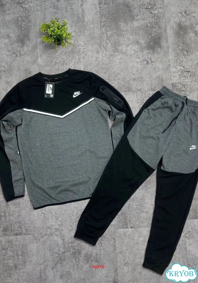 Спортивные костюмы Nike Tech Fleece фото 4