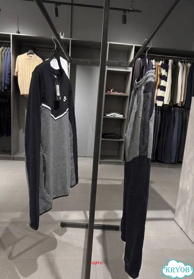 Спортивные костюмы Nike Tech Fleece фото 5