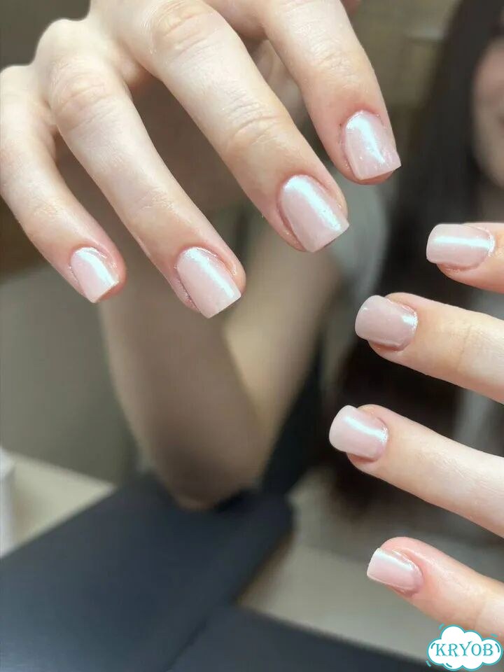 Модель на маникюр фото 4